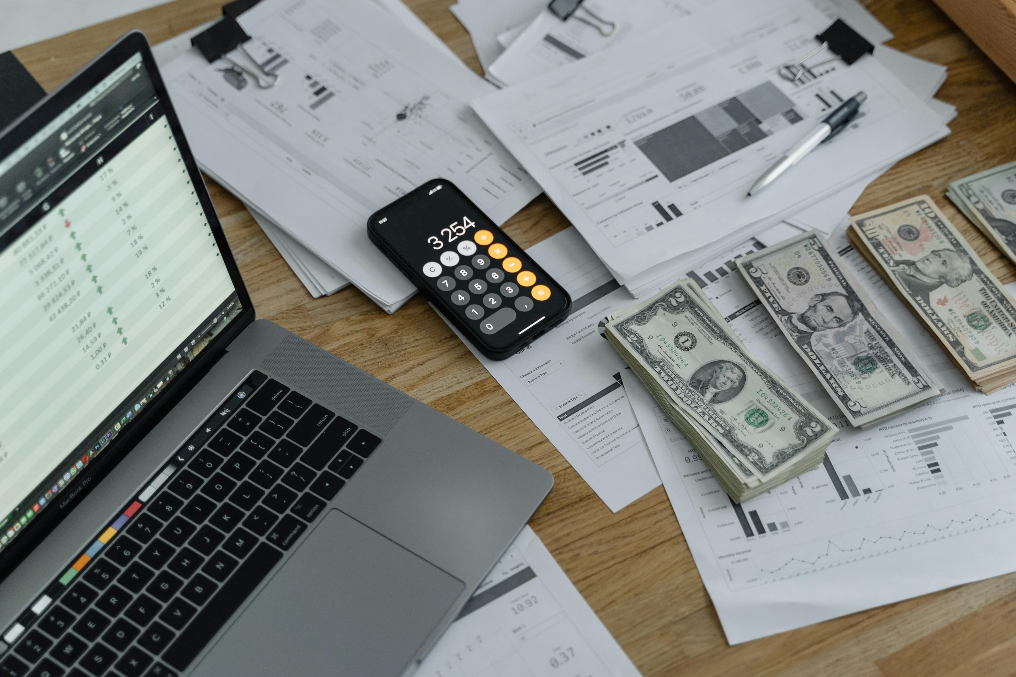 SEO Content Writer Salary Projection in 2025: What to Expect and How to Negotiate