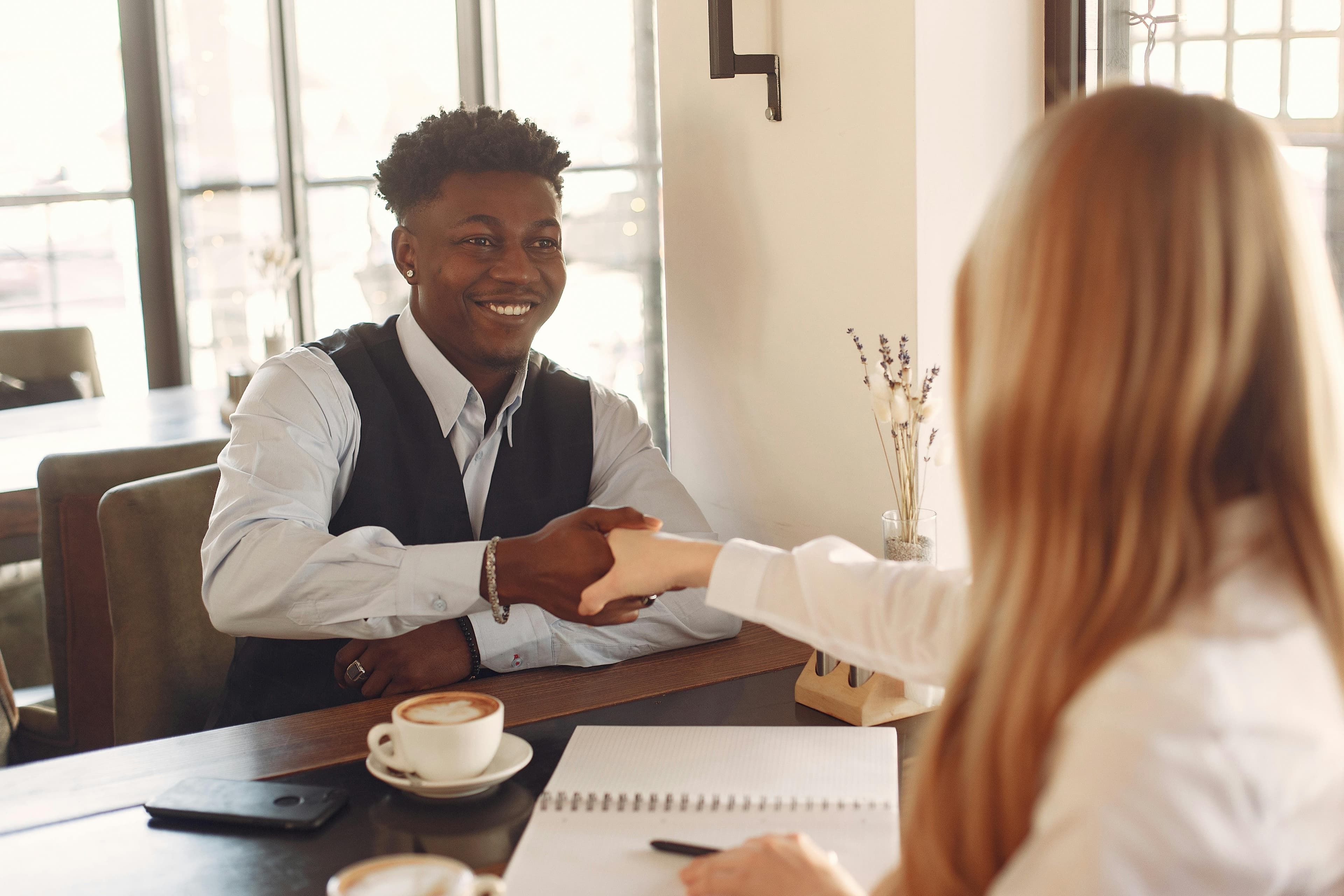 Guide to Finding Your Ideal SEO Content Writer in 2025: Skills and Location