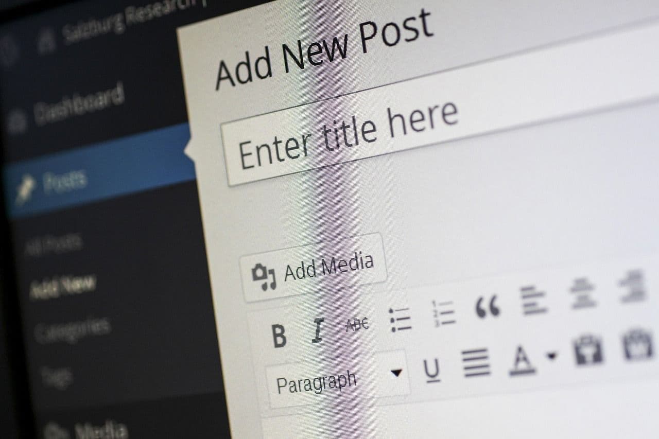 How to Effectively Use an AI Content Generator to Boost Your Content Strategy