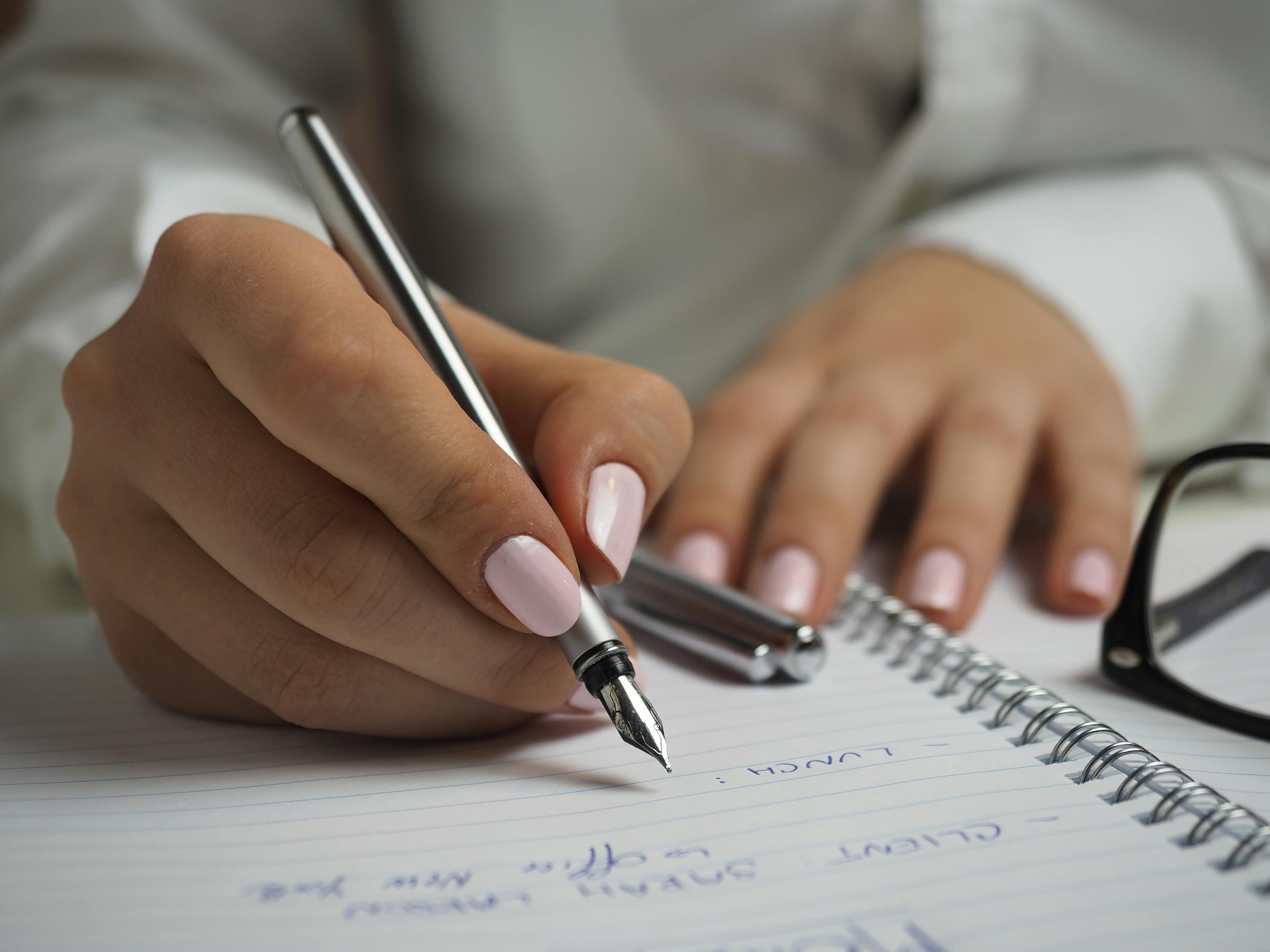 4 Key Benefits of Using AI in Content Writing